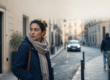 Pourquoi un traumatisme provoque-t-il de l'hypervigilance ? Illustration d'une personne en état d'alerte permanent après un traumatisme psychologique.